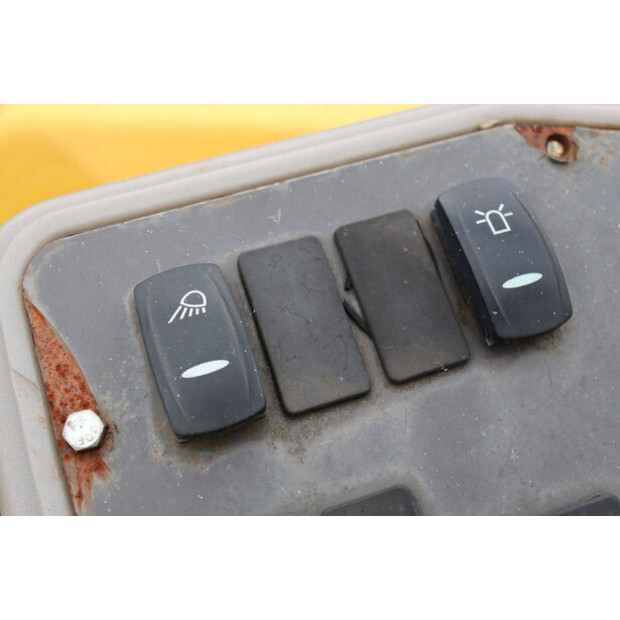 2015 فولفو DD25W-47961073