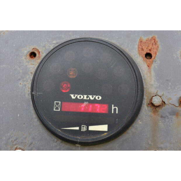 2015 فولفو DD25W-47961075