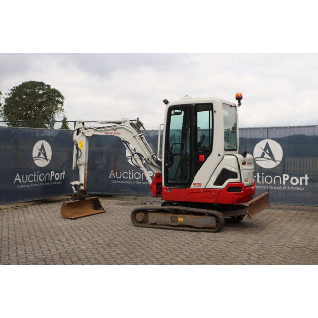 2018 TAKEUCHI TB225-47961349