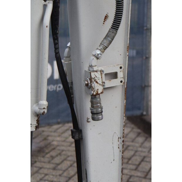 2018 TAKEUCHI TB225-47961359