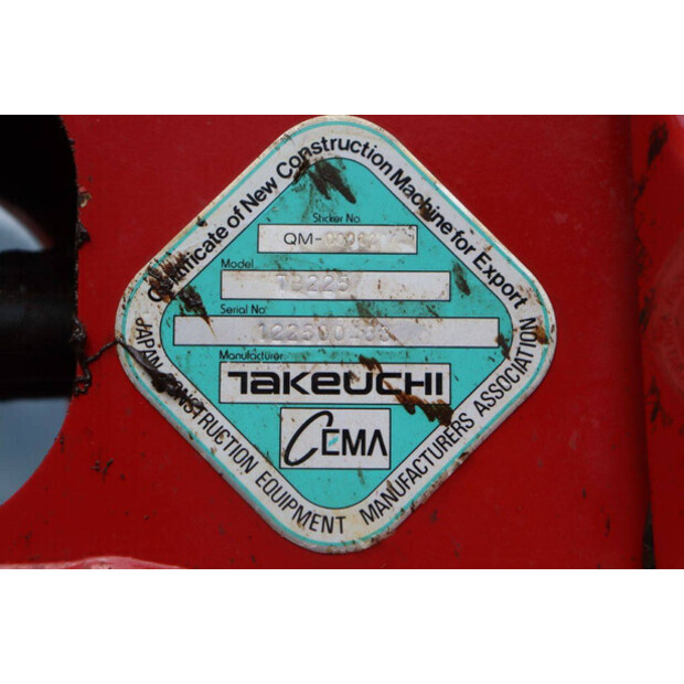 2018 TAKEUCHI TB225-47961361