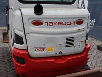 2018-takeuchi-tb225-1464864-47961368