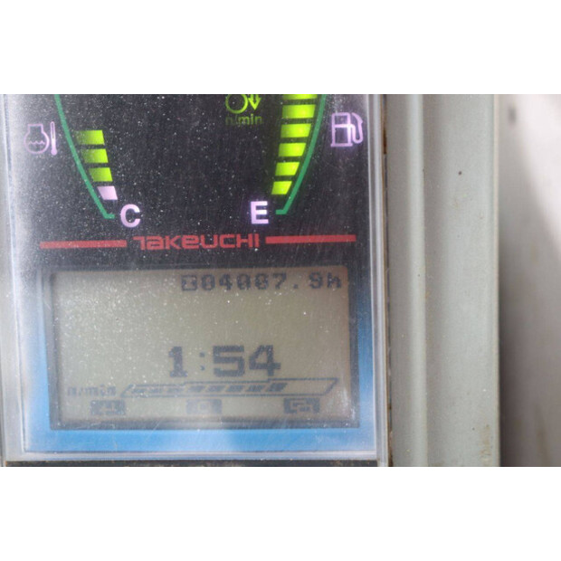 2018 TAKEUCHI TB225-47961378