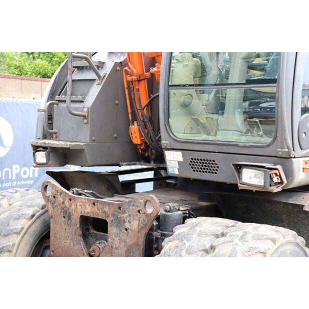 2009 Hitachi ZX140W-3-47961457