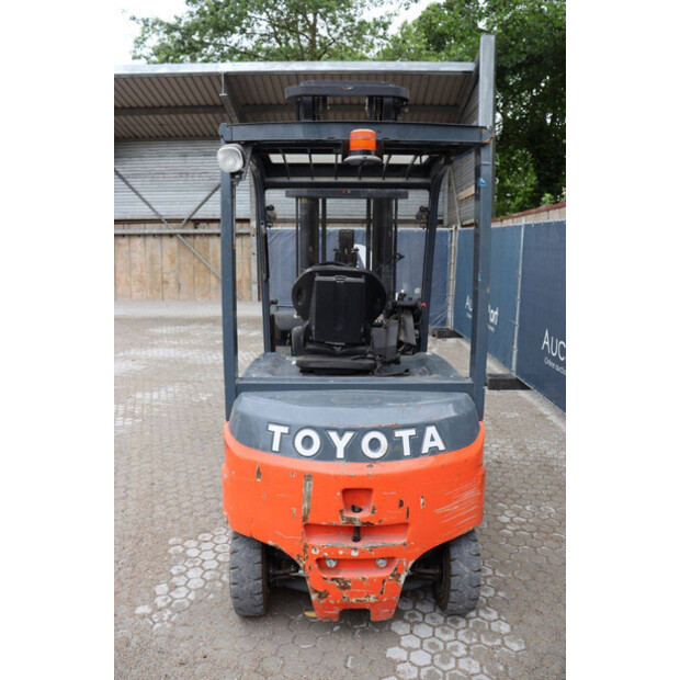 2018 Toyota 8FBMKT30-47961585
