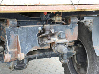 1982-mercedes-benz-unimog-u1000-47961720