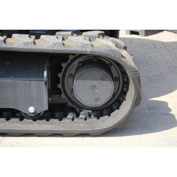 2025 KUBOTA U56-5-47961891