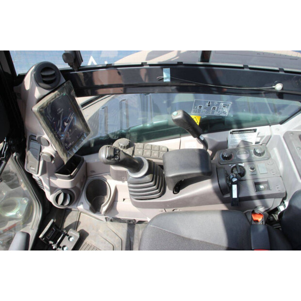2025 KUBOTA U56-5-47961905