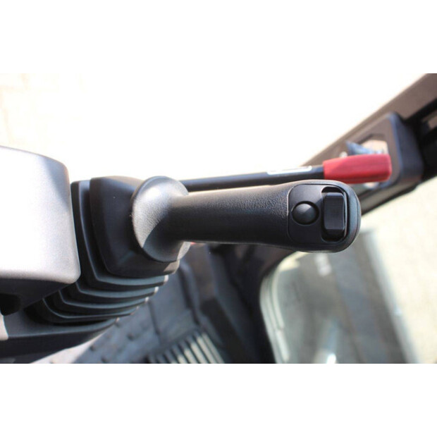 2025 KUBOTA U56-5-47961910