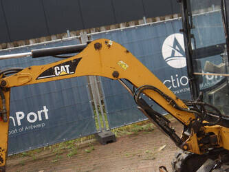 caterpillar-301-6c-1464884-47962113