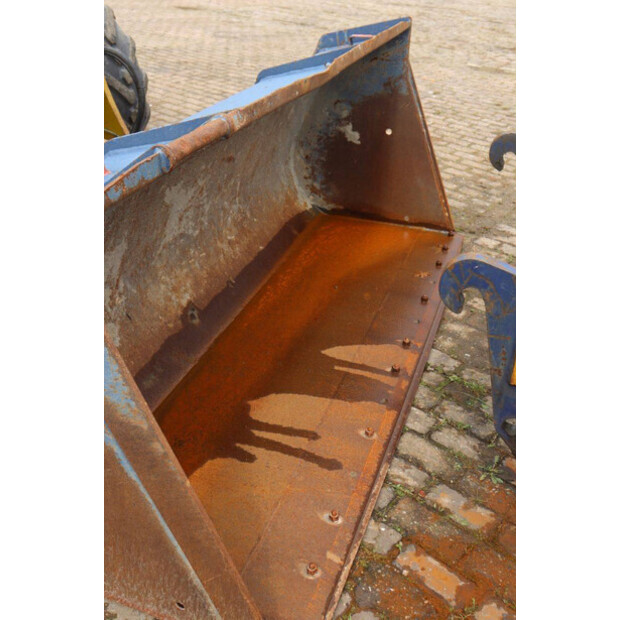2018 Caterpillar 908M-47962255