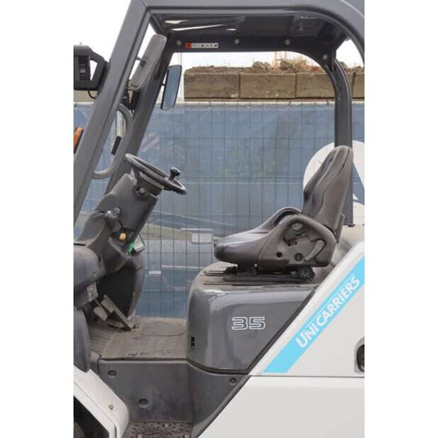2017 يونيكاريرز FHD35T5S-47962694