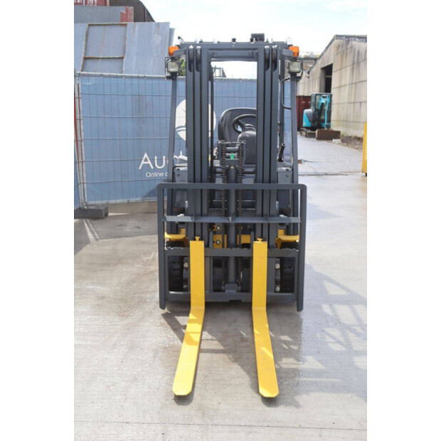 2011 Komatsu FB15M-12-47962775