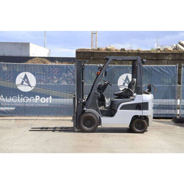 2009 NISSAN EBT-P1F1-47963050