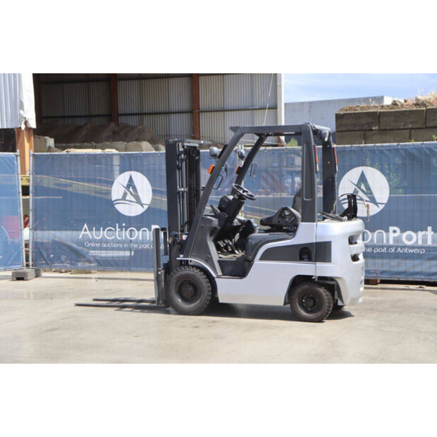 2009 NISSAN EBT-P1F1-47963051