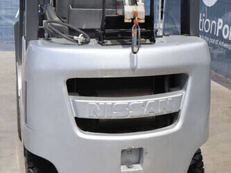 2009-nissan-ebt-p1f1-47963063