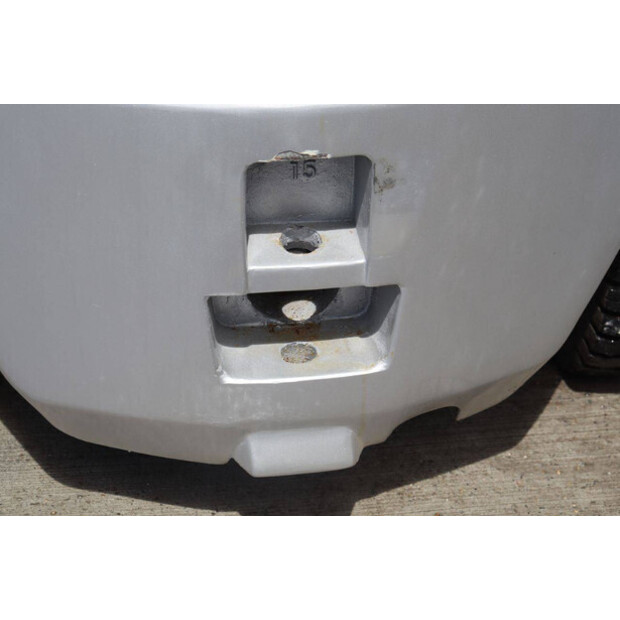2009 NISSAN EBT-P1F1-47963064