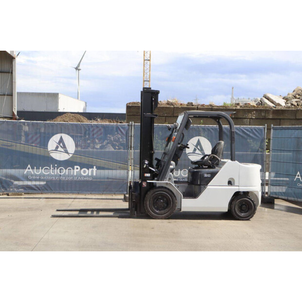 2017 يونيكاريرز FHD20T5-47963087