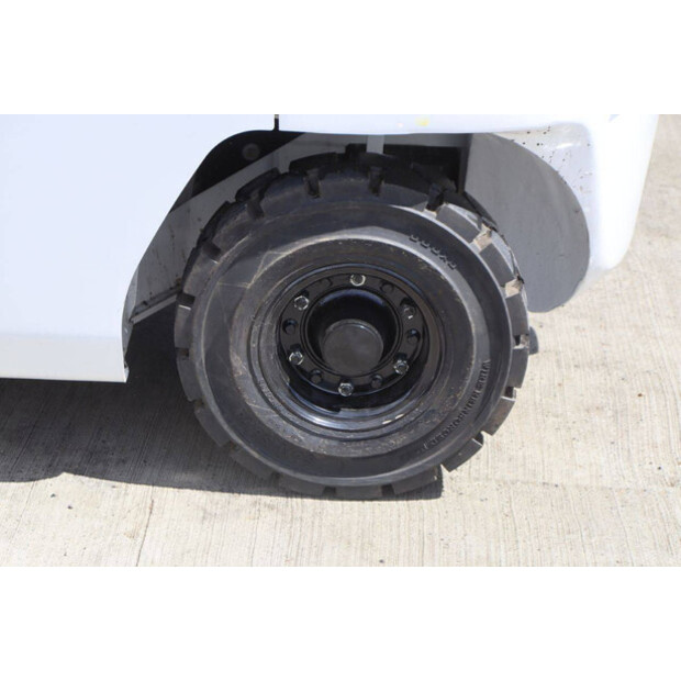 2017 يونيكاريرز FHD20T5-47963099