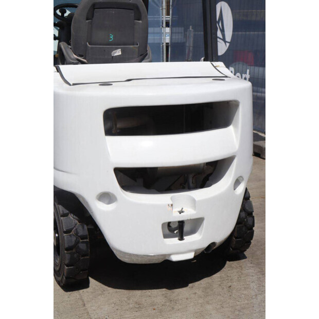 2017 يونيكاريرز FHD20T5-47963101
