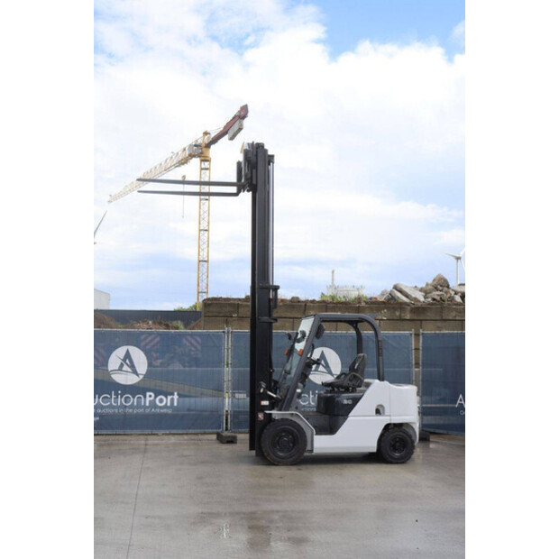 2017 يونيكاريرز FHD20T5-47963118