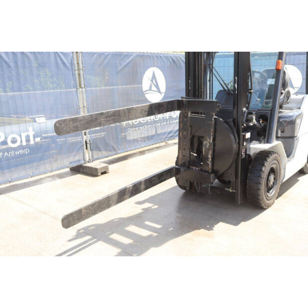 2017 يونيكاريرز FHD20T5-47963122