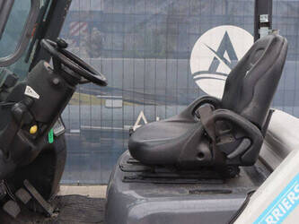 2016-unicarriers-fhd25t5-ydn-f185-47963282