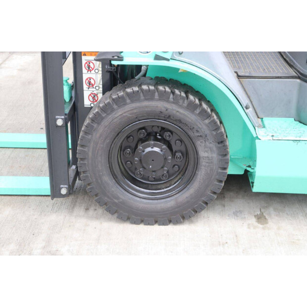 2019 MITSUBISHI KFDE25T-47963351