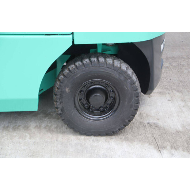 2019 MITSUBISHI KFDE25T-47963352