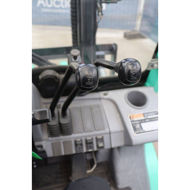 2019 MITSUBISHI KFDE25T-47963366