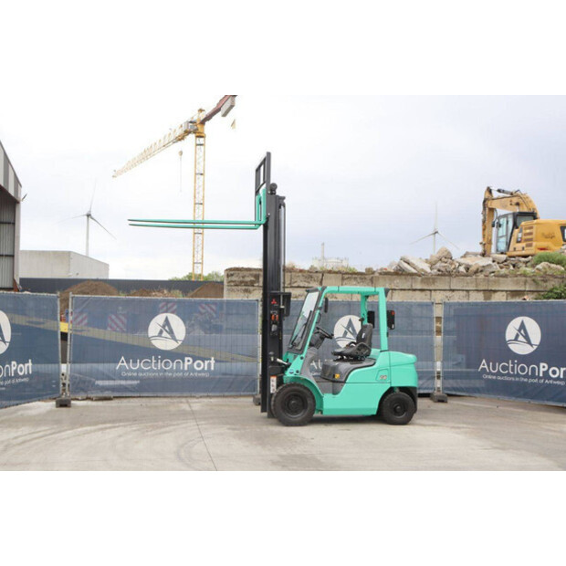 2019 MITSUBISHI KFDE25T-47963373