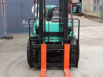2004-mitsubishi-fg30t-47963385