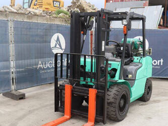 2004-mitsubishi-fg30t-47963386
