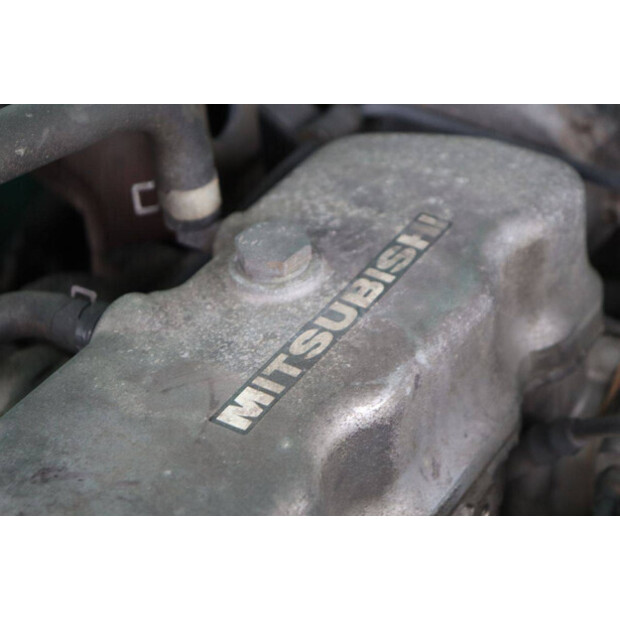 2004 MITSUBISHI FG30T-47963411