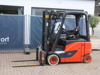 Image for FORKLIFTS 2016 Linde E20PH-02