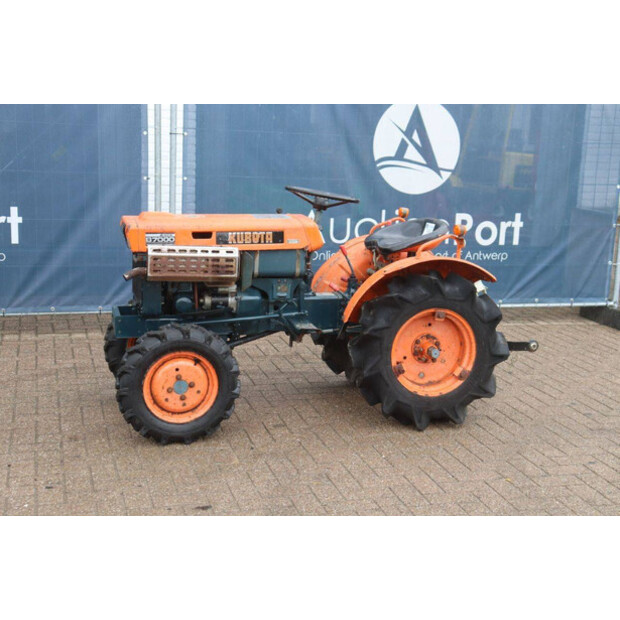 KUBOTA B7000-47963604