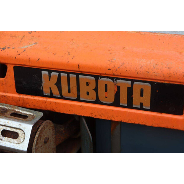 KUBOTA B7000-47963615