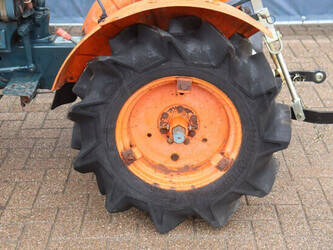kubota-b7000-1464932-47963618