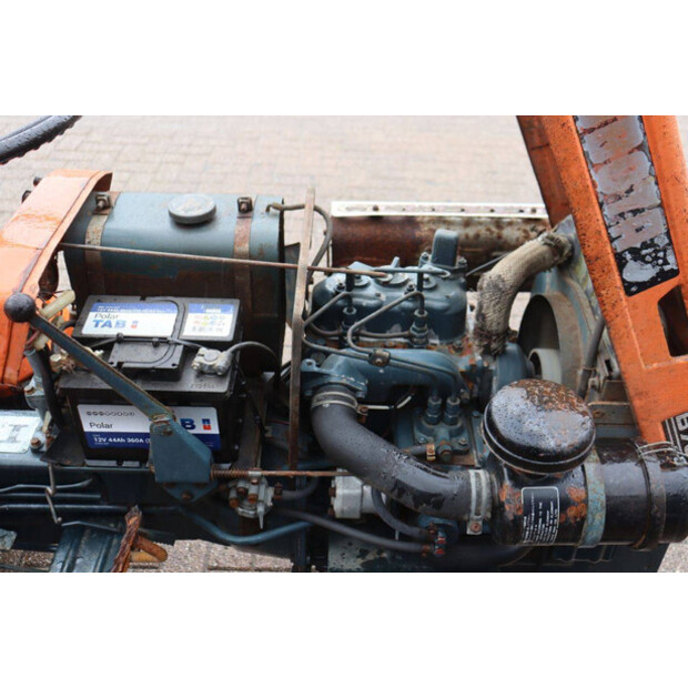 KUBOTA B7000-47963635