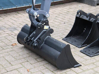 2026-eurotrac-he18-47963890