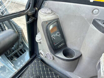 2013-volvo-ec60c-1464970-47964761