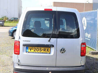 2018-volkswagen-caddy-1464987-47965660