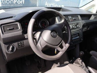 2018-volkswagen-caddy-1464987-47965677