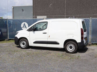 2021-peugeot-partner-1464988-47965701