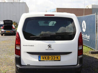 2021-peugeot-partner-1464988-47965703