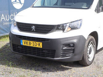 2021-peugeot-partner-1464988-47965708
