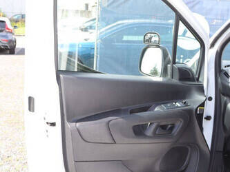 2021-peugeot-partner-1464988-47965715
