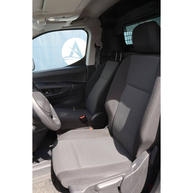 2021 Peugeot PARTNER-47965718