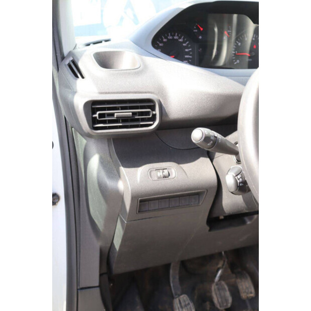 2021 Peugeot PARTNER-47965721