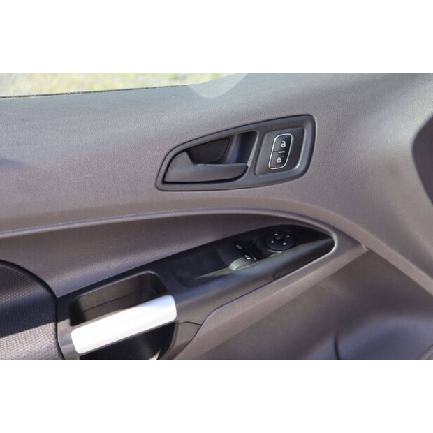 2018 Ford Transit Connect-47966852